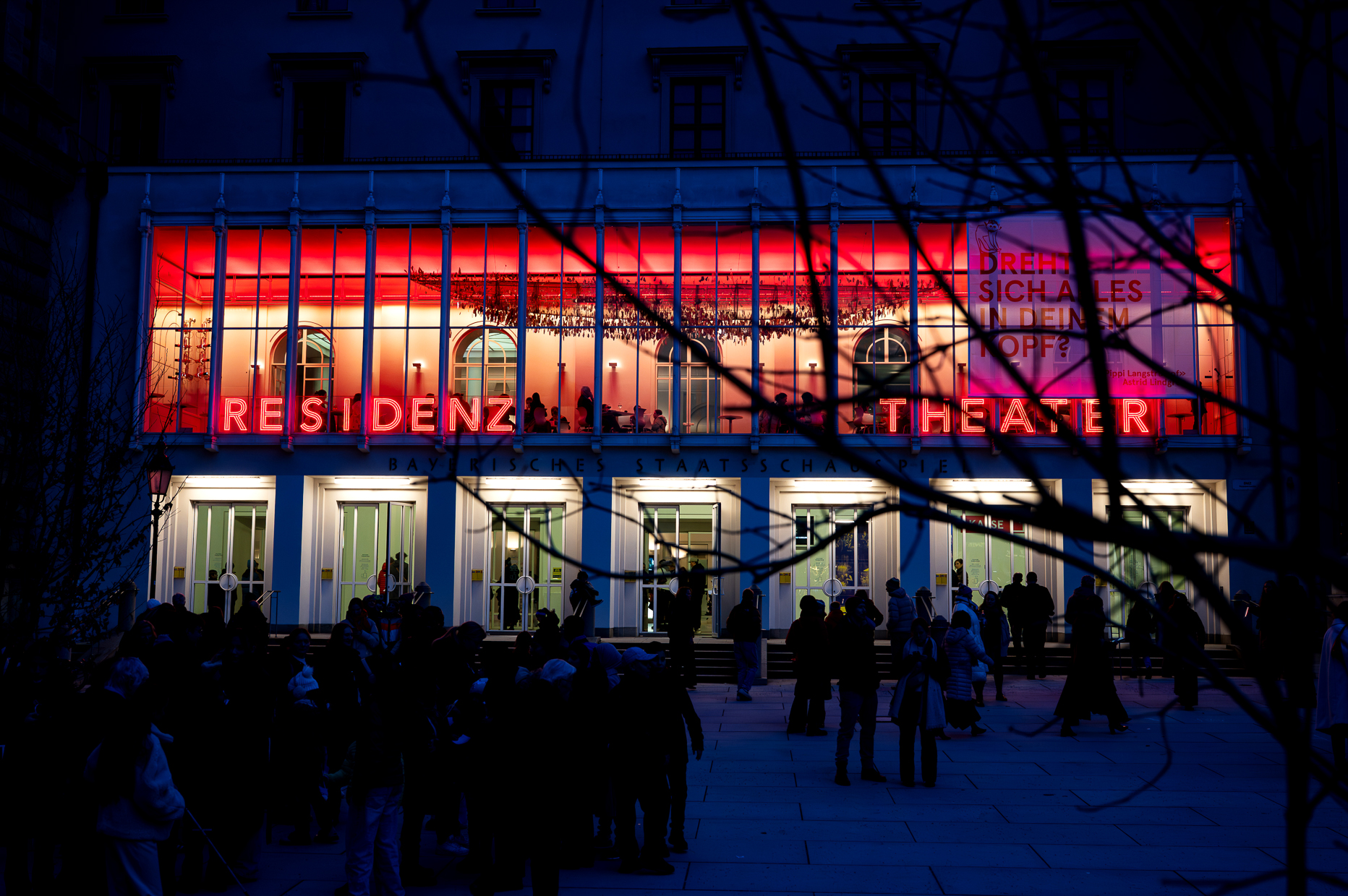 Theaterführung (Theatre Tour)- 5 Dec